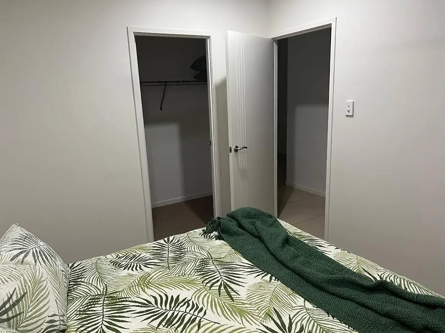 Tropical Villa Hideaway Yorkeys Knob 0*,  Australia